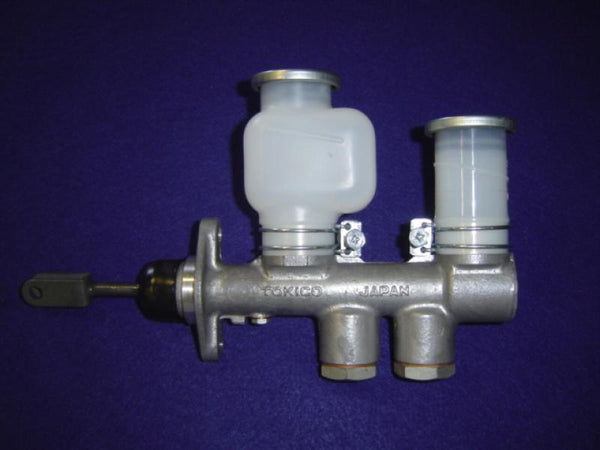 Datsun Roadster Nissan 67 1/2 - 70 Tandem 3/4 Brake Master