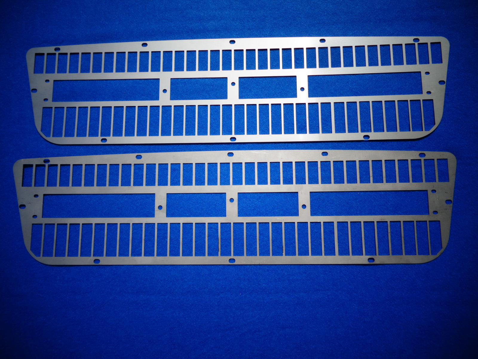 Datsun Roadster 2000 671/2, 68, 69 & 70 Polished Stainless Front Grill Back