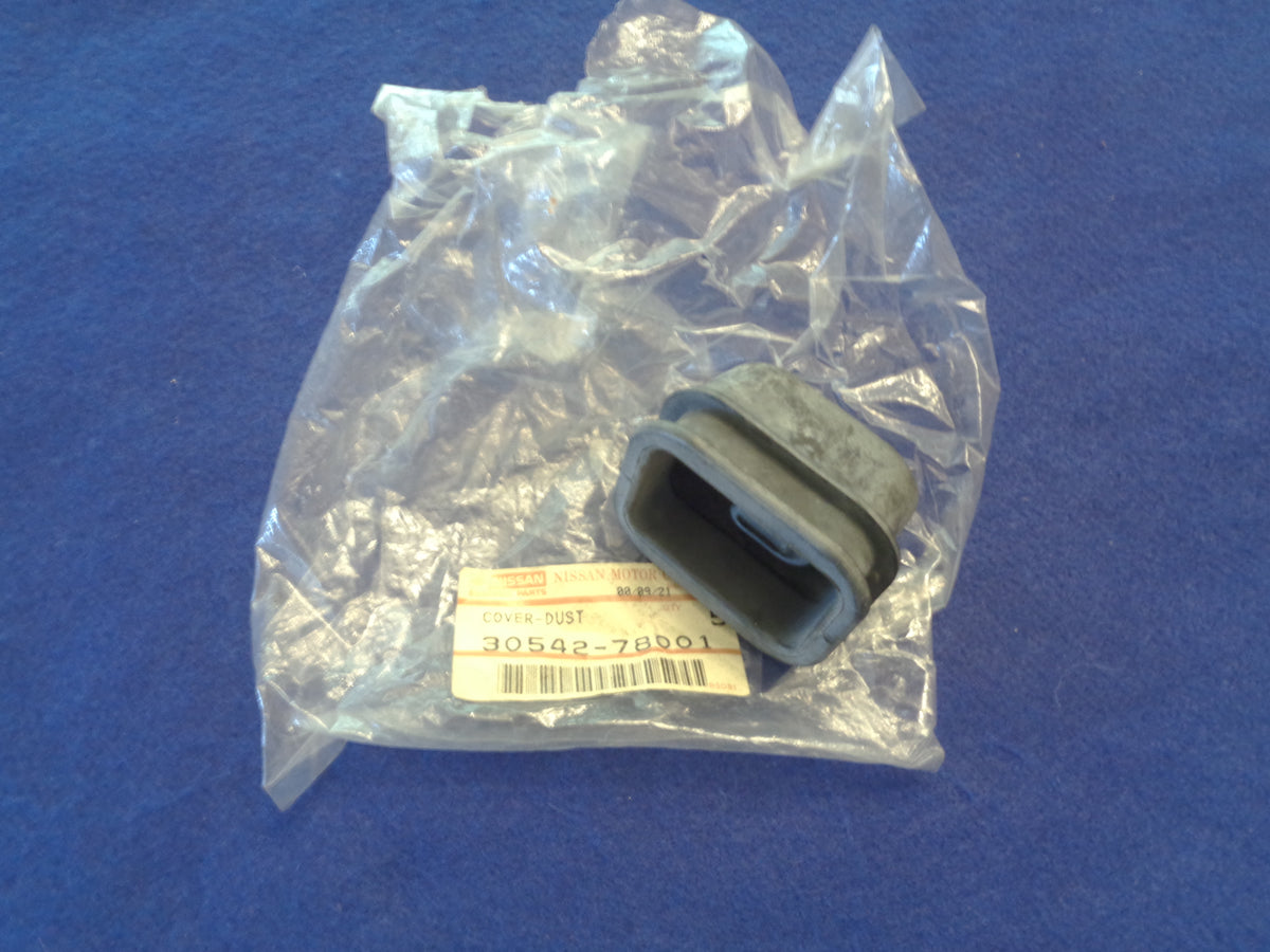 Datsun Roadster 2000 67, 68, 69 & 70 5 speed Nissan clutch  arm boot