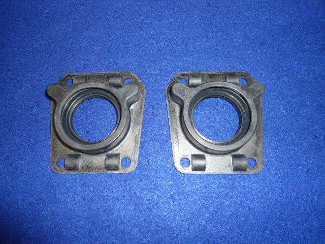 Datsun Roadster 65, 66, 67, 67 1/2, 68, 69 &amp; 70 Rear axle grease catchers PAIR