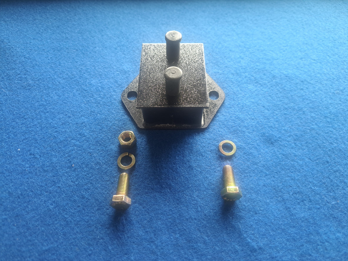 Datsun Roadster & Fairlady 63, 64, 65, 66, 67, 671/2, 68, 69 & 70 Engine Mount