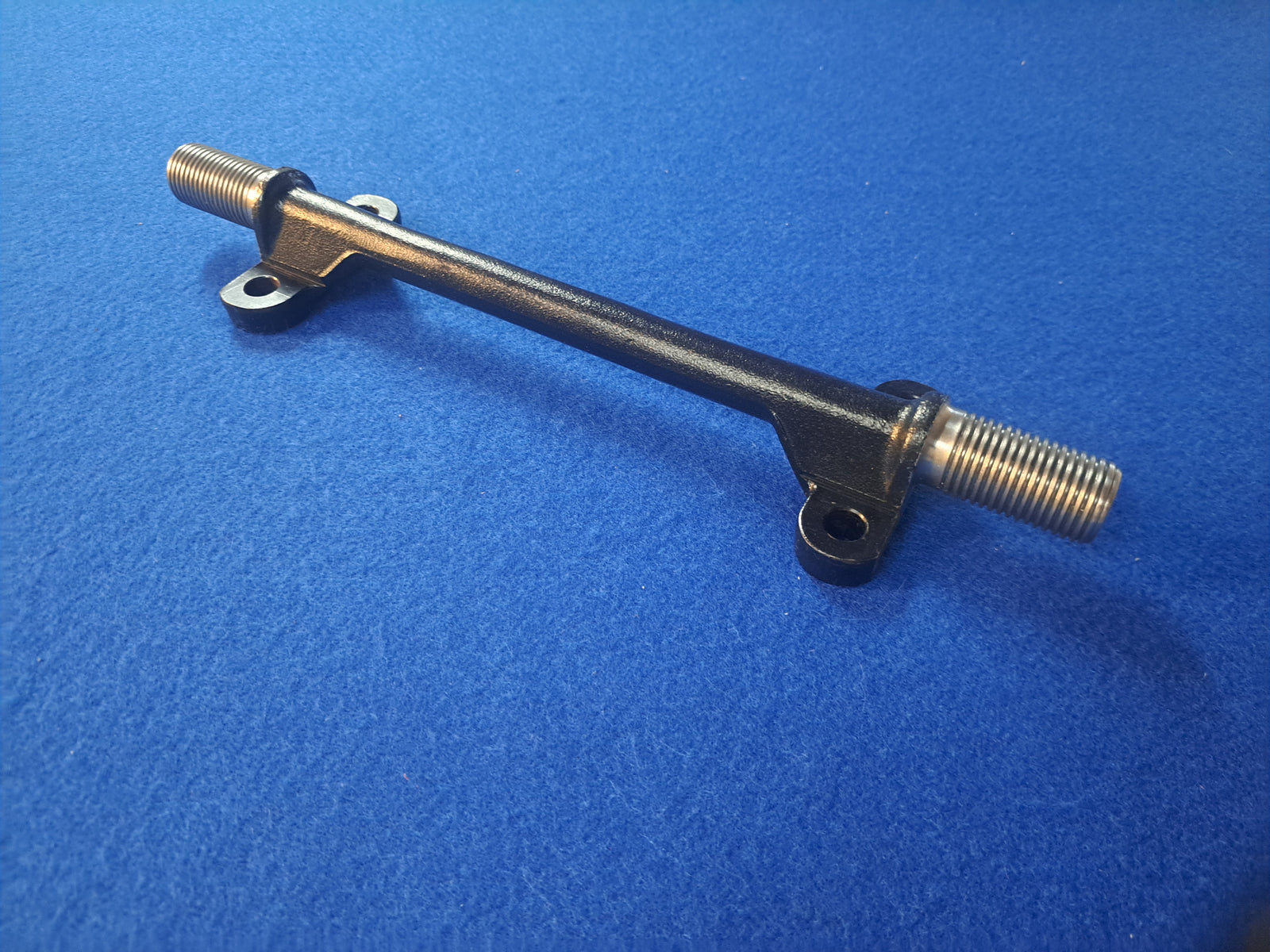 Datsun Roadster & Fairlady 63, 64, 65, 66, 67, 67 1/2, 68, 69 & 70 Lower spindle link