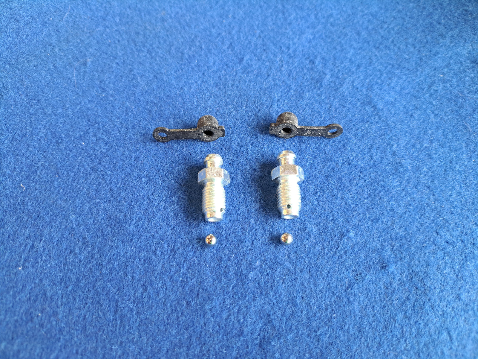 Datsun Roadster 65, 66, 67, 671/2, 68, 69 & 70 front caliper bleed screws, balls & boots