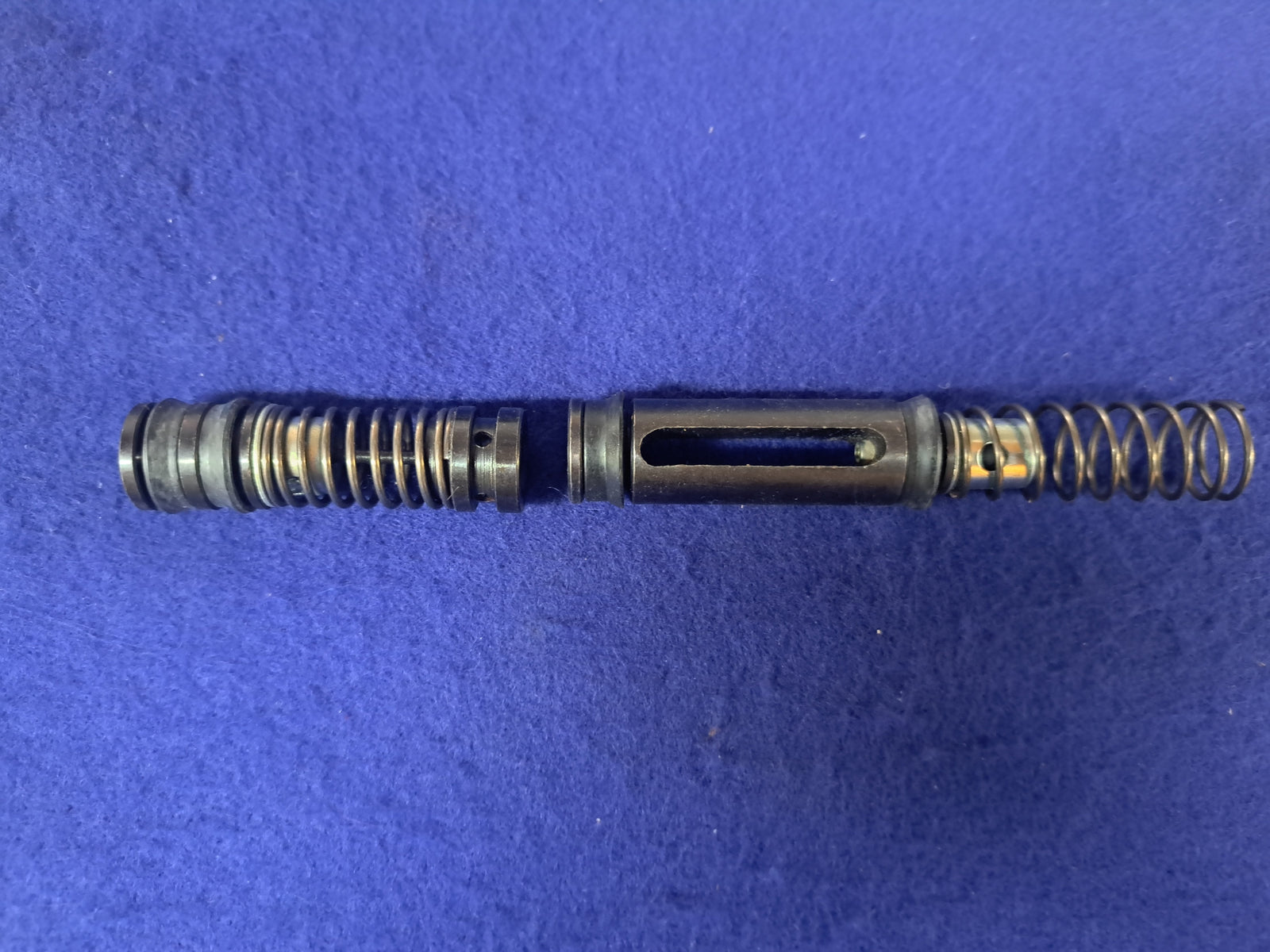 Rebuild kit for 1620 AM dual master cylinder