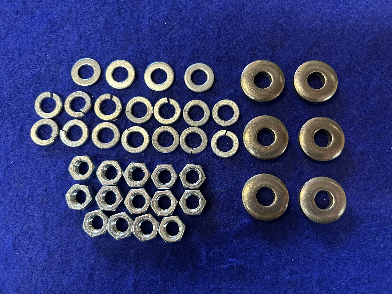 Datsun Roadster 2000 intake & exhaust manifold fastener set