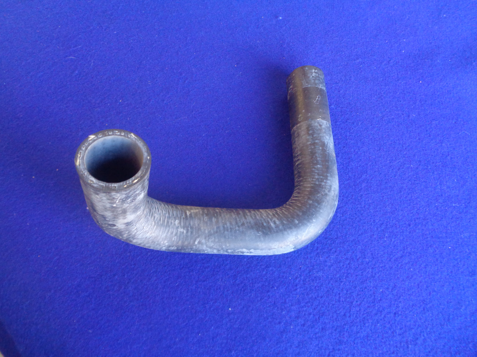 Datsun Fairlady 1500 1965 radiator lower hose