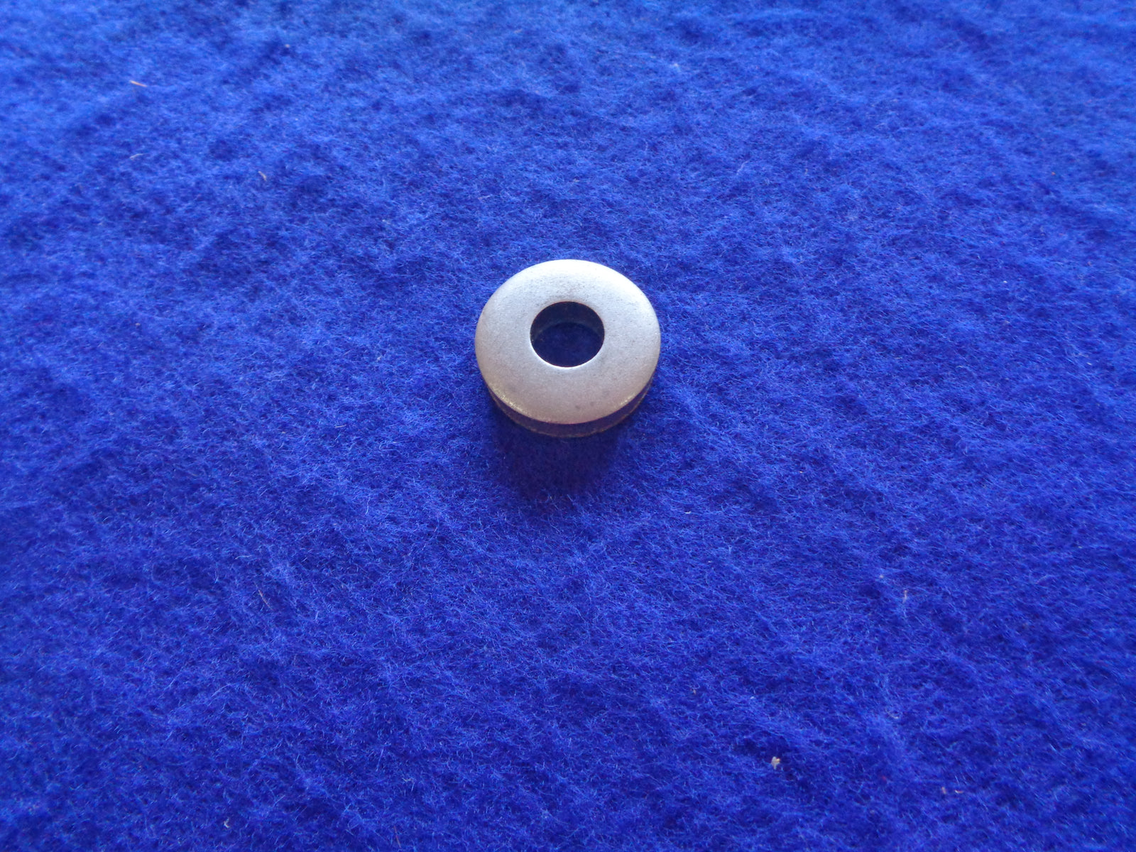 Datsun Roadster manifold washers