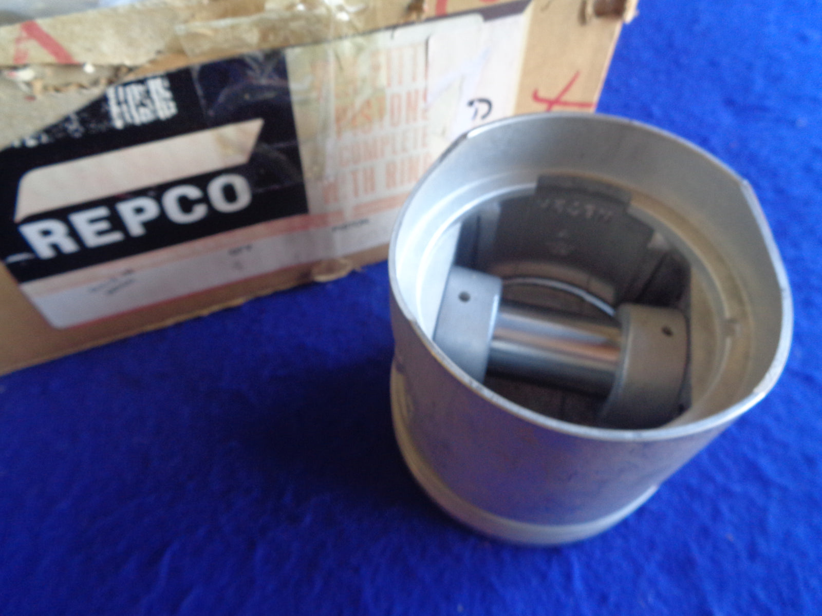 Datsun Roadster 65, 66, 67 1/2, 68, 69 and 70 1600 Dome STANDARD Piston Set  