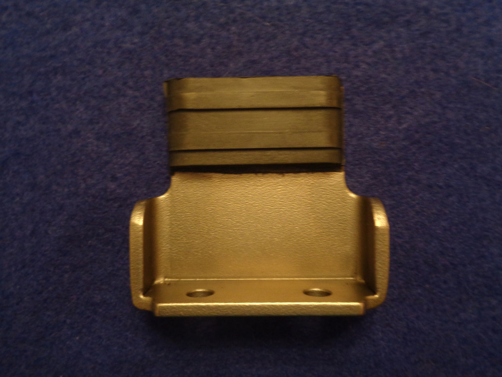 Datsun Roadster 67 1/2, 68, 69, 70 2000 U20 Lower timing chain guide rail