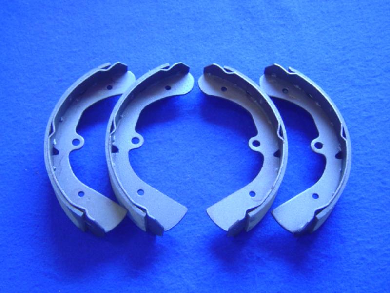 Datsun 410/Fairlady 1500 Front Re-lined Shoe Set