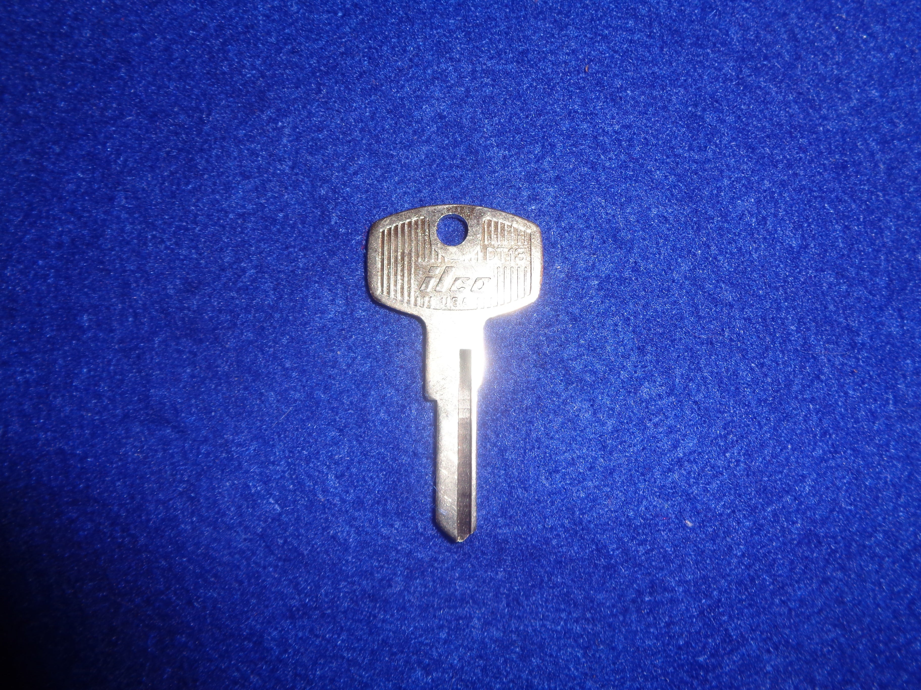 Datsun Fairlady & Roadster Key Blanks - Nissan & Aftermarket