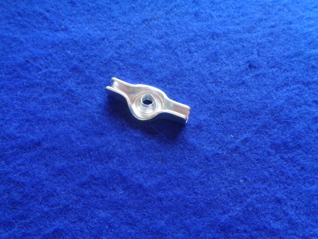 Datsun Fairlady & Roadster Wing nut 1600 air filter