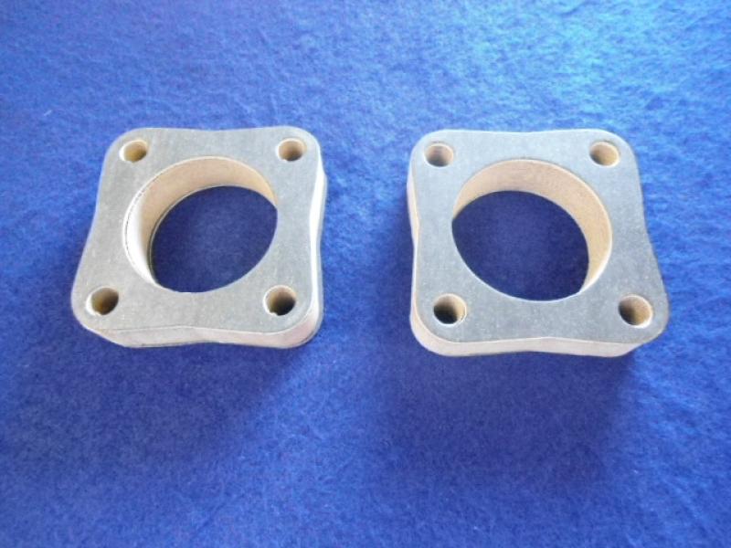 Datsun Roadster 2000 Su Insulator Block W/Gaskets