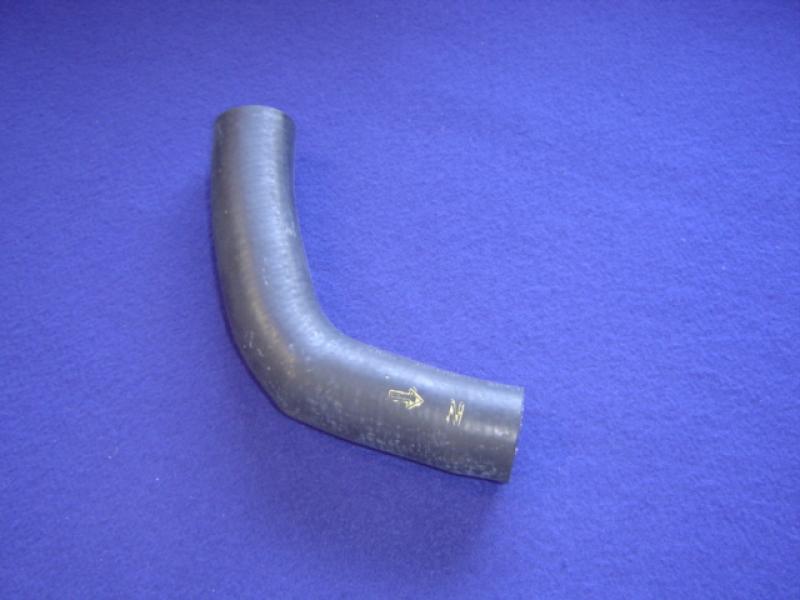 Datsun Roadster 65, 66,67, 671/2, 68, 69 & 70 1600 Upper radiator hose