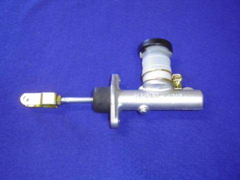 Datsun Roadster 65, 66, 67, 67 1/2, 68, 69 &amp; 70  Clutch Master Cylinder