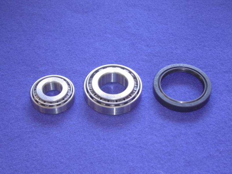 Datsun Roadster 65, 66, 67, 67 1/2, 68, 69 &amp; 70 Front wheel bearing &amp; seal kit (ONE SIDE) NISSAN
