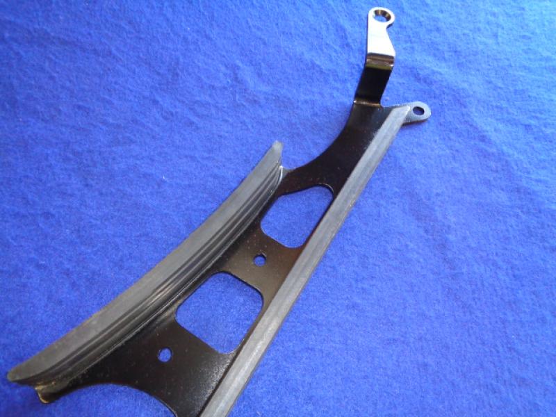 Datsun Roadster 671/2, 68, 69 & 70 U20 Upper chain guide rail