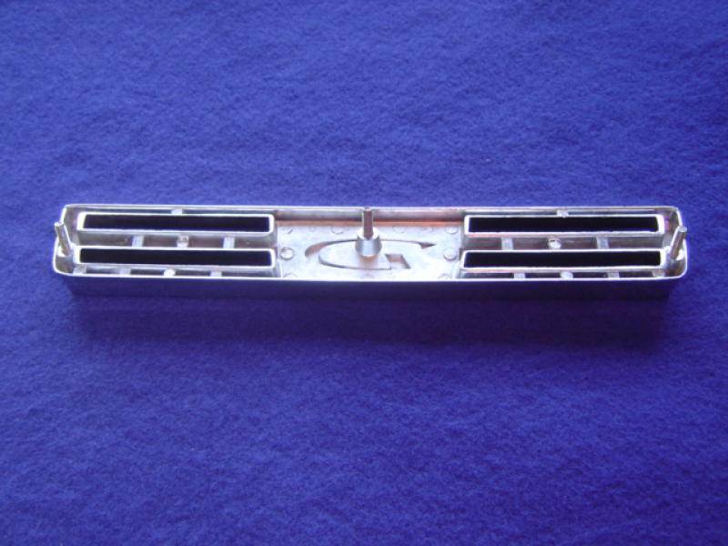 Datsun Roadster 67 1/2, 68, 69 and 70 2000 Grill Emblem