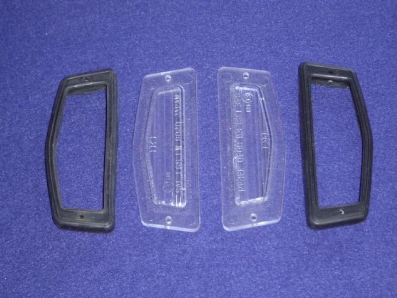 Datsun Roadster 68 70 License Lamp minor rebuild kit: bulbs, Lenses & 2 - rubber lens gaskets