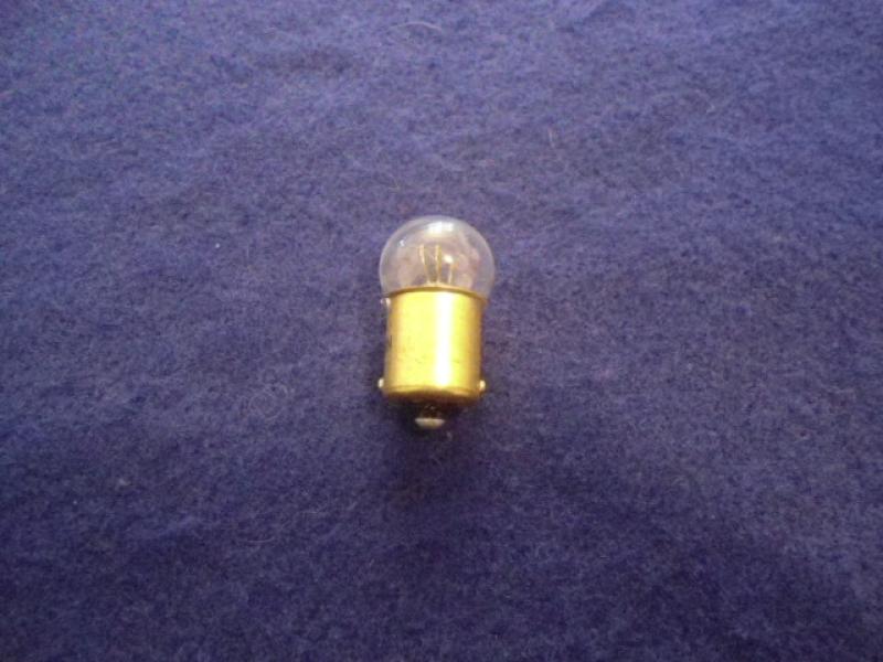 Datsun Roadster 68-70 & later 510 license lamp bulb
