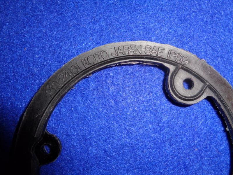 Datsun Roadster 70 park lamp gaskets pair