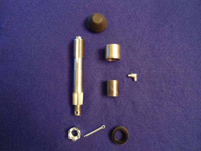 Datsun Roadster Fairlady 69 1/2 - 70 Late Idler Box Bushing & Seal Major Rebuild Kit