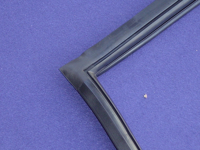 Datsun Roadster High Windshield Weatherstrip