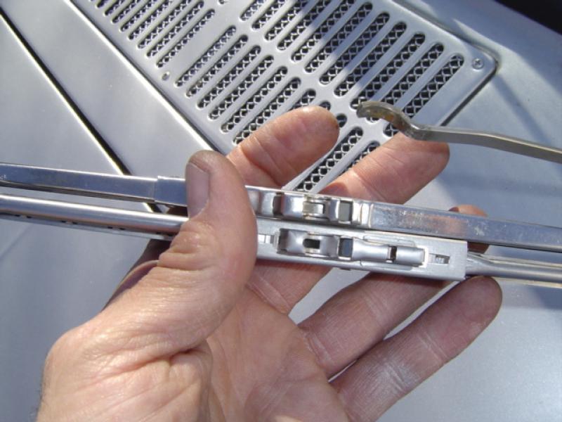 Datsun Roadster and Fairlady 310 63 - 67 Replacement Wiper Blades pair