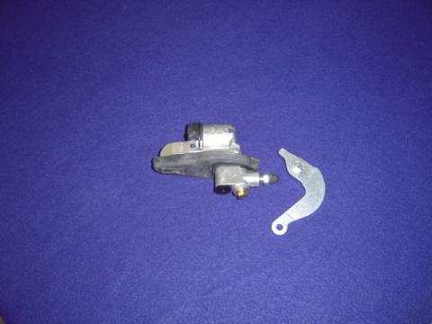 Datsun Roadster rear 3/4 wheel cylinder