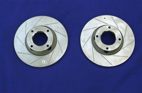 Datsun Roadster slotted front brake rotors