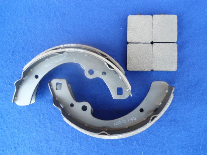 Datsun front pad and rear shoe set No Core