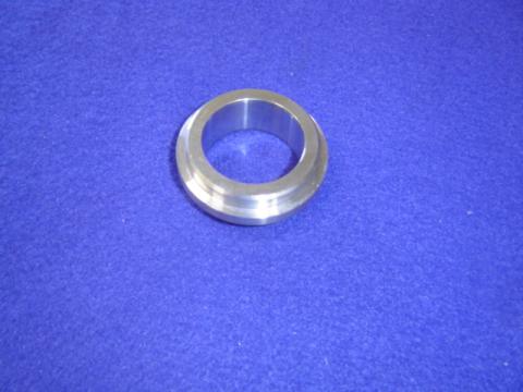 Datsun roadster 65, 66, 67, 67 1/2, 68, 69 &amp; 70 Rear Axle Bearing Collar NISSAN