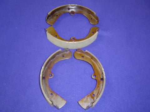 Fairlady SPL310 410 and 411 front brake shoes